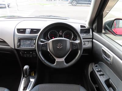 2015 Suzuki Swift - Thumbnail