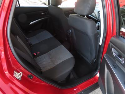 2023 Suzuki S-Cross - Thumbnail