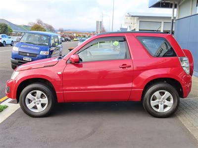2014 Suzuki Grand Vitara - Thumbnail