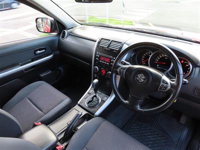 2014 Suzuki Grand Vitara - Thumbnail