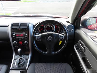 2014 Suzuki Grand Vitara - Thumbnail