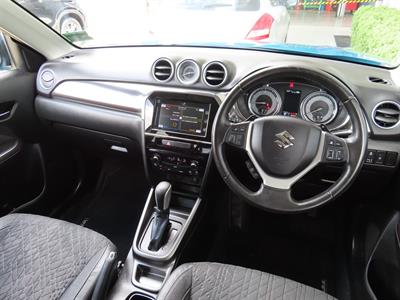 2019 Suzuki Vitara - Thumbnail