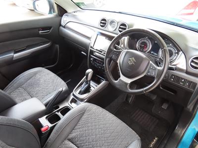 2019 Suzuki Vitara - Thumbnail