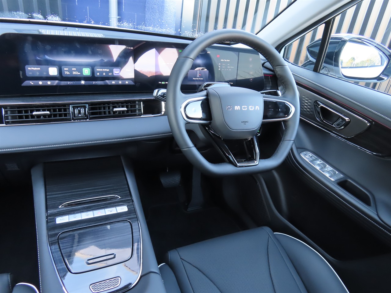 2025 Omoda E5