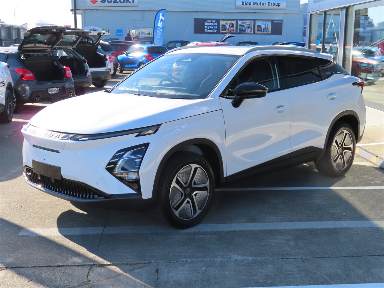 2025 Omoda E5