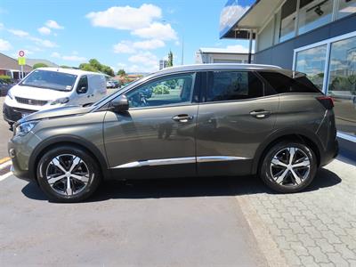 2018 Peugeot 3008 - Thumbnail