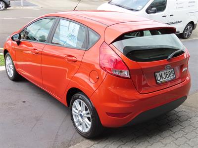 2018 Ford Fiesta - Thumbnail