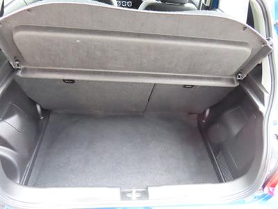 2022 Suzuki Swift - Thumbnail