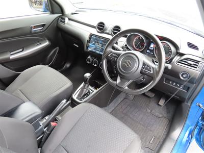 2022 Suzuki Swift - Thumbnail