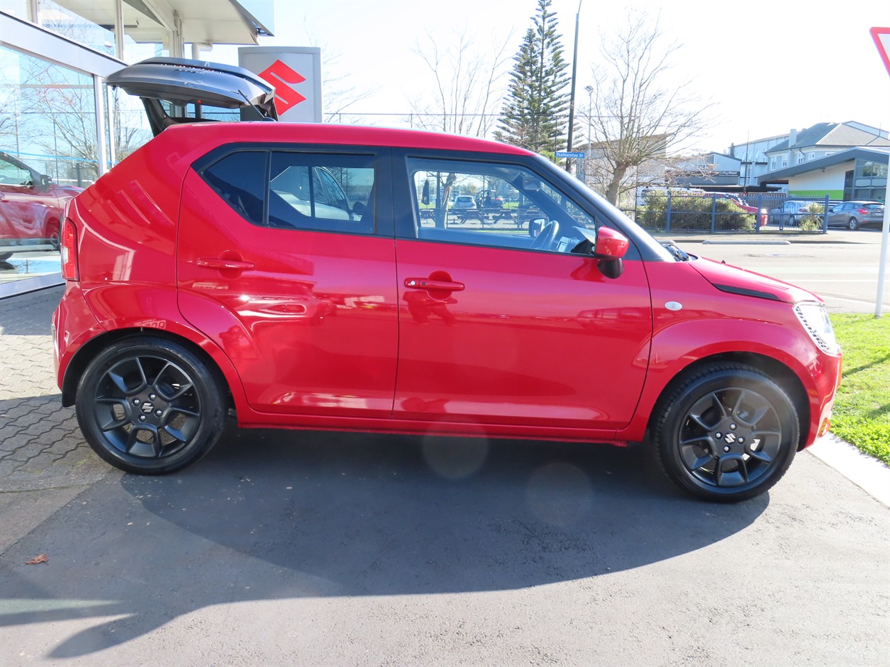 2017 Suzuki Ignis