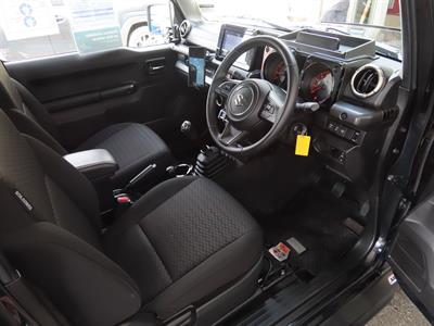 2022 Suzuki Jimny - Thumbnail