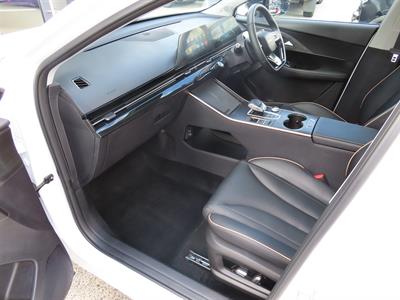 2025 Omoda C5 - Thumbnail