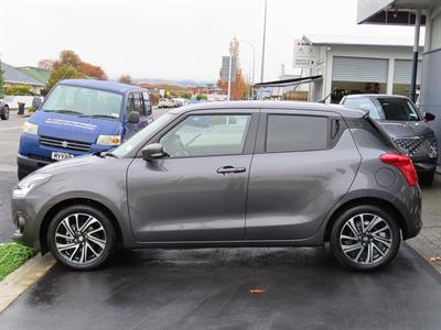 2022 Suzuki Swift - Thumbnail