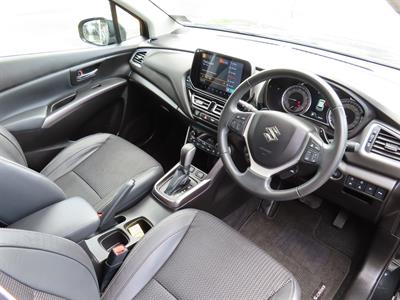 2024 Suzuki S-Cross - Thumbnail