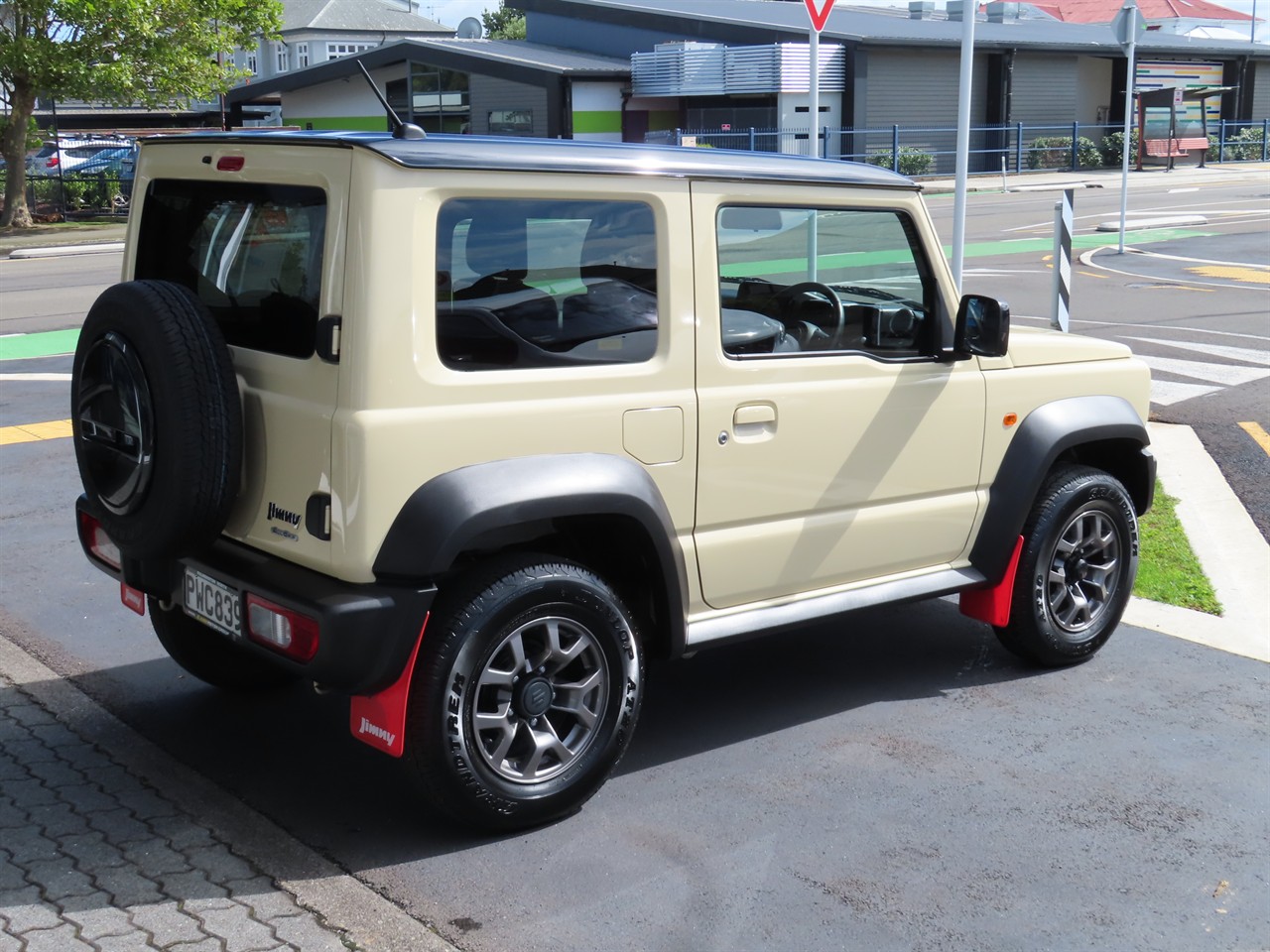 2023 Suzuki Jimny