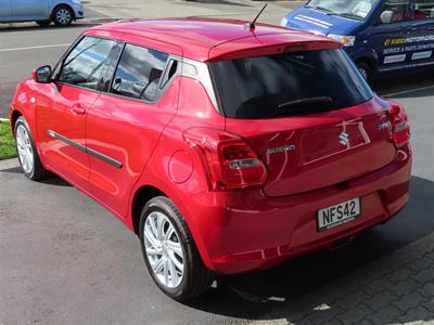 2021 Suzuki Swift - Thumbnail